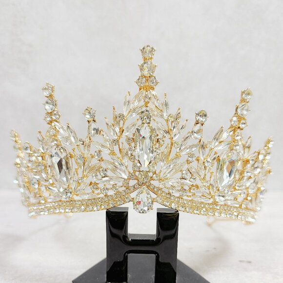 Vintage Crystal Tiara, Gold Wedding Hairpiece, princess tiara, gold headband main image 5